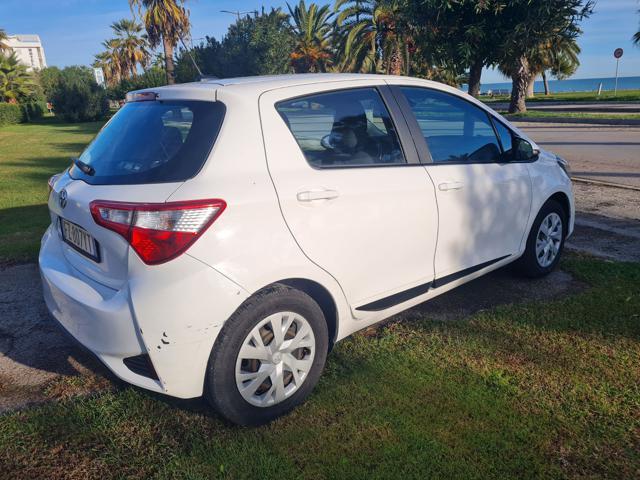 TOYOTA Yaris 1.0 5 porte Business