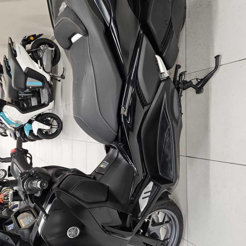 Yamaha X-Max 300 Tech Max - 2024