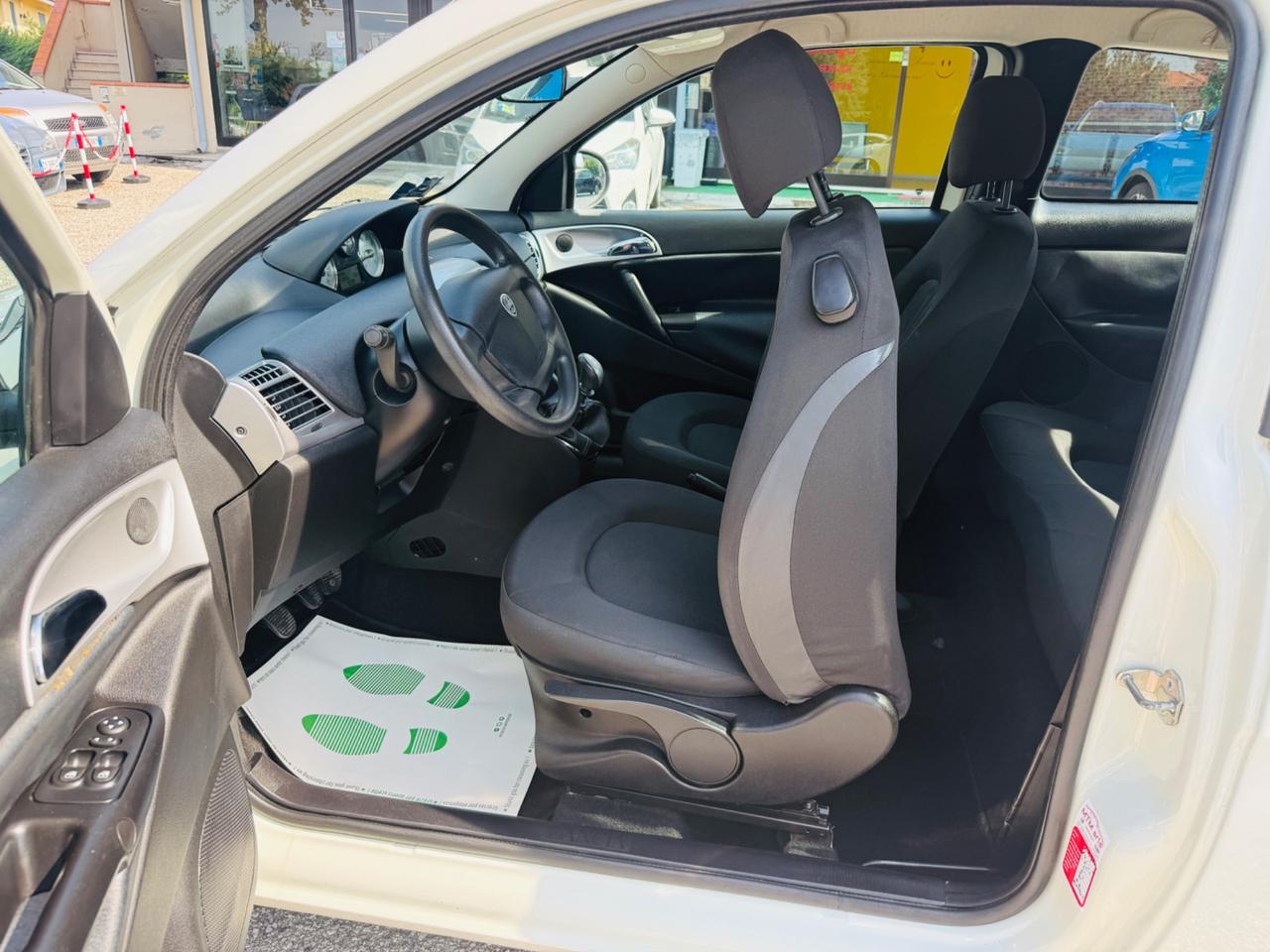 Lancia Ypsilon 1.2 69 CV