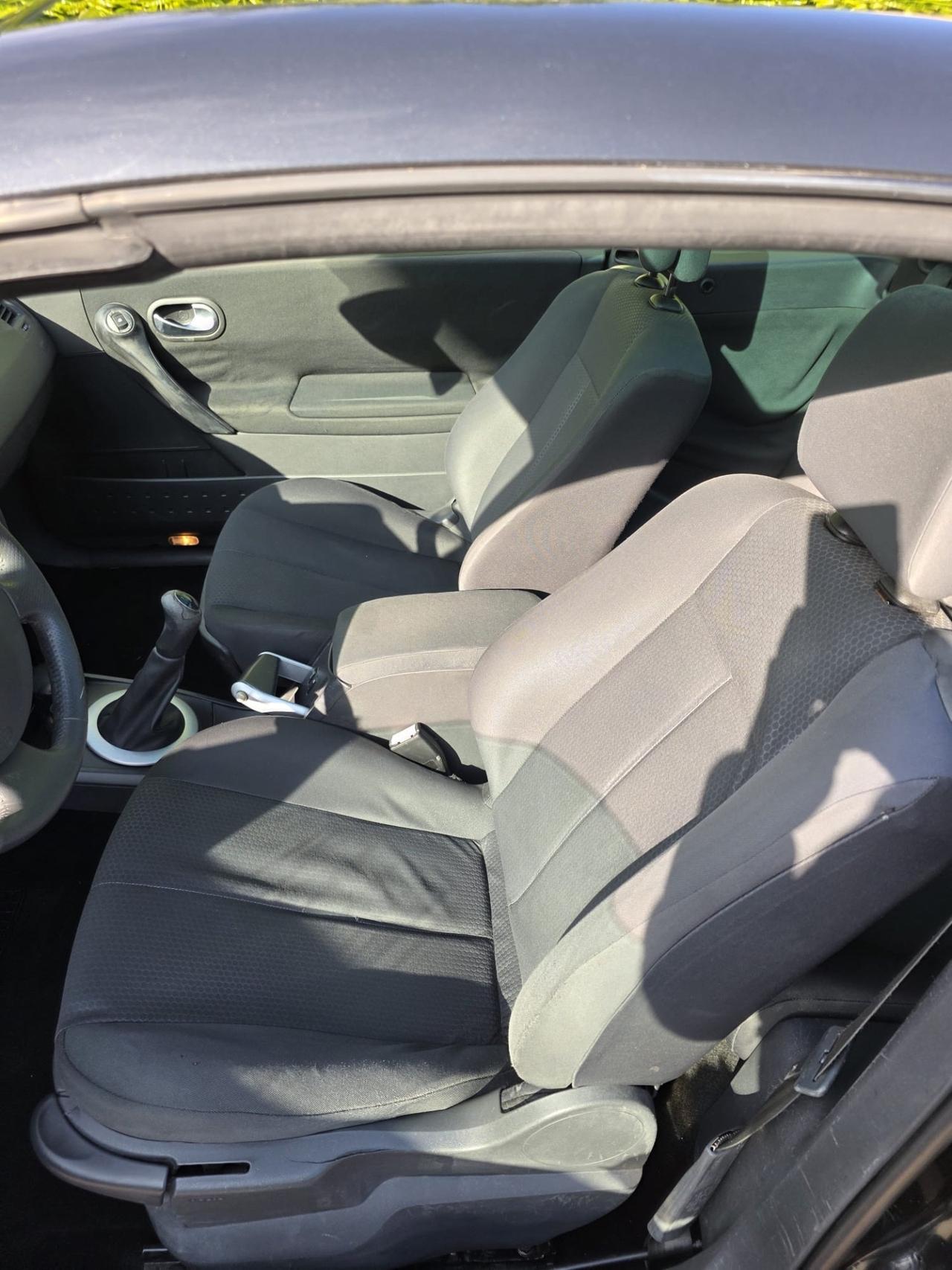 Renault Megane Mégane C-C 1.6 16V Exception