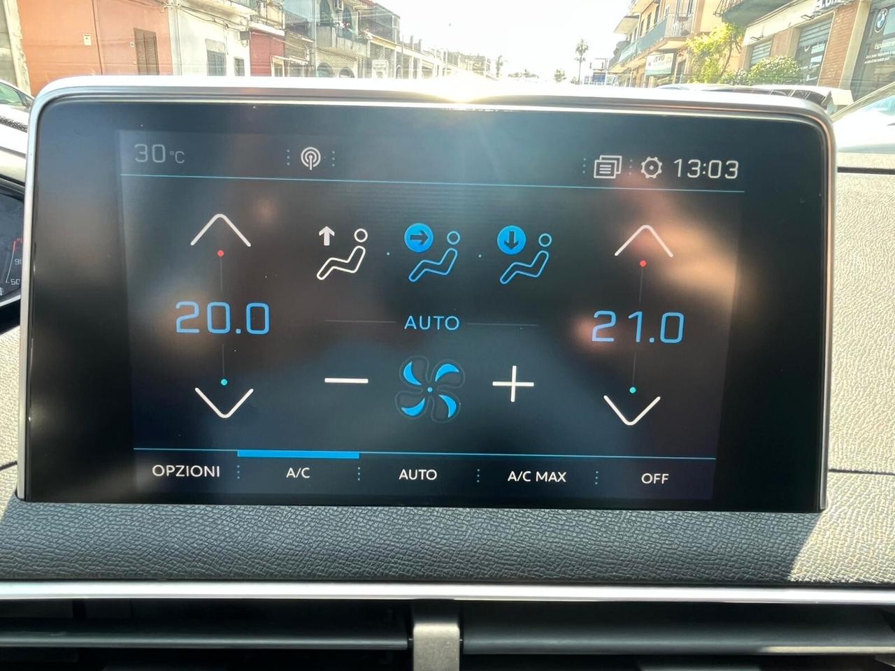 Peugeot 3008 1.6 HDi 120 S&S EAT6 Allure