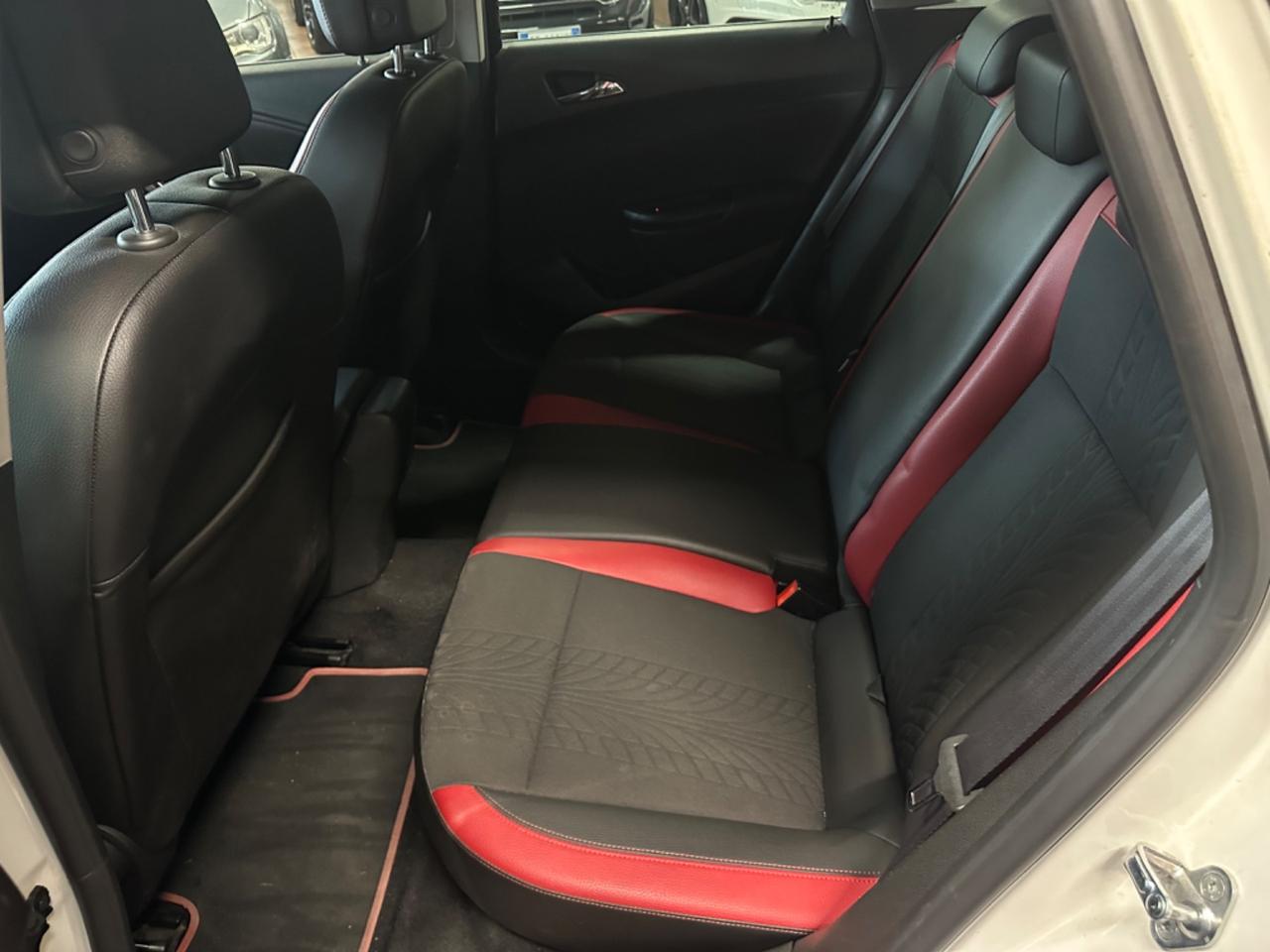 Opel Astra 2.0 BiTurbo CDTI 195CV S&S Sports Tourer