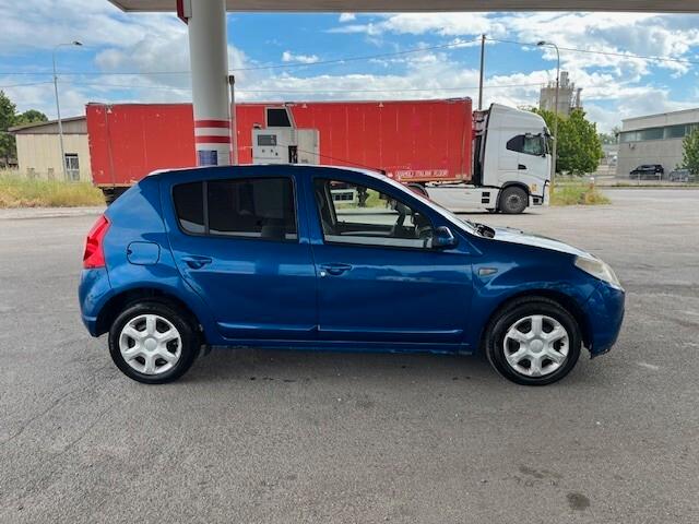 Dacia Sandero 1.4 8V GPL Lauréate