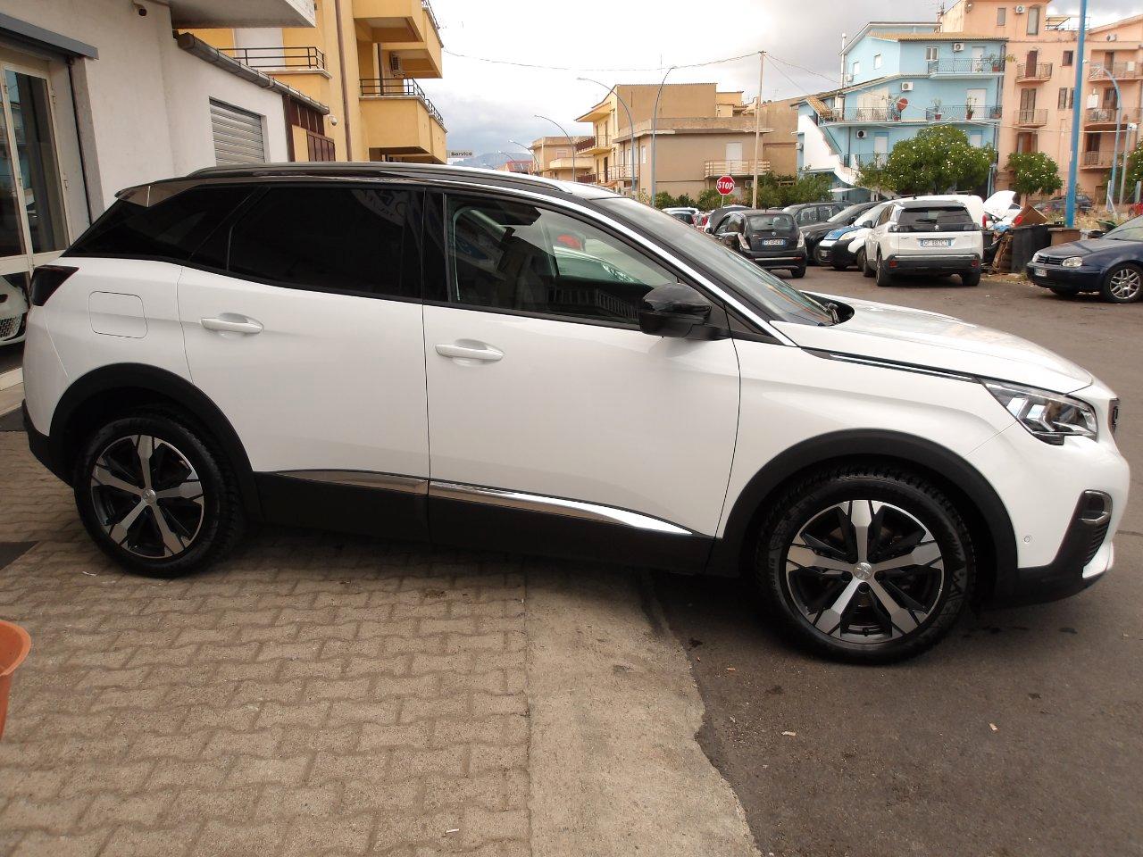 Peugeot 3008 1.2 Puretech t Allure 130cv eat8 AUTOMATICA