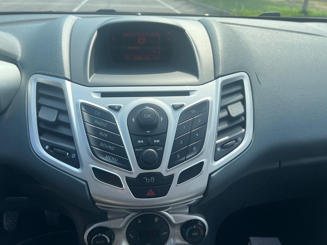 Ford Fiesta 1.2 Titanium OK NEOPATENTATI