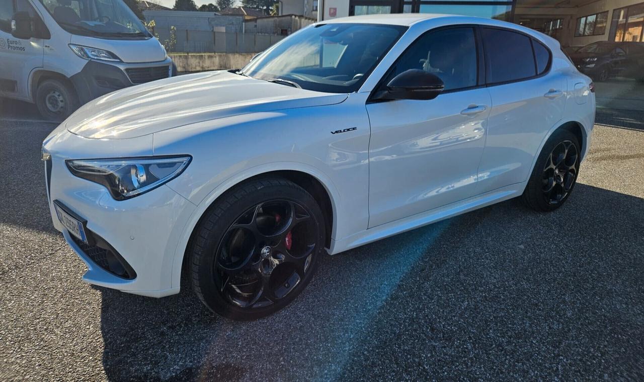 Alfa Romeo Stelvio 2.2 210 CV AT8 Q4 Veloce