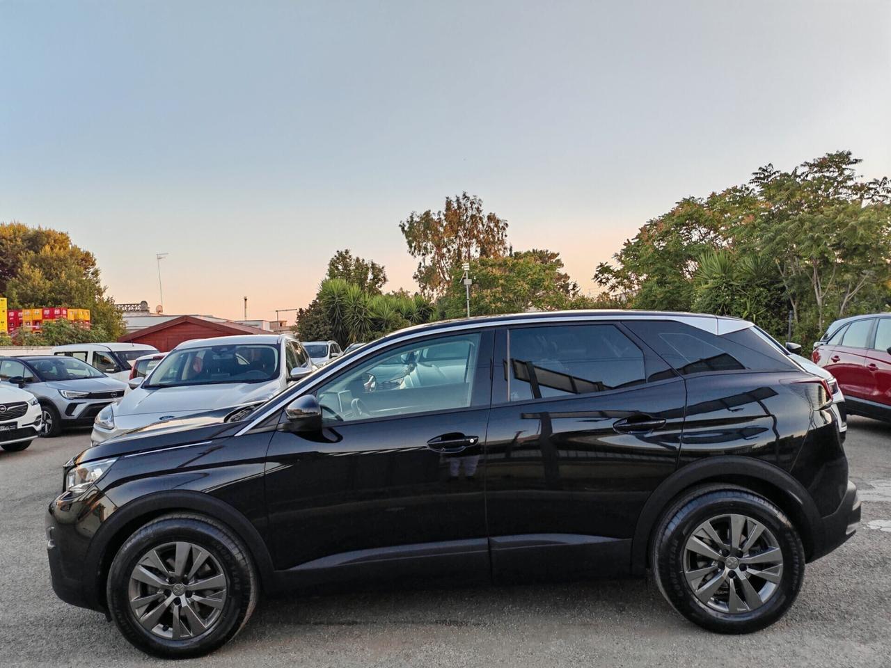 Peugeot 3008 1.5BlueHDi Allure navig led 2021