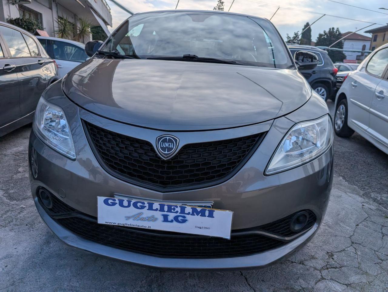 Lancia Ypsilon 1.2 69 CV 5 porte Gold