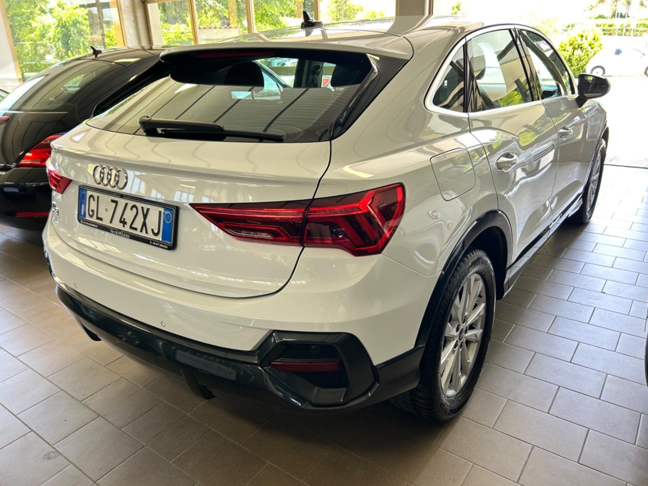 Audi Q3 Sportback 35 TDI S tronic Business Plus