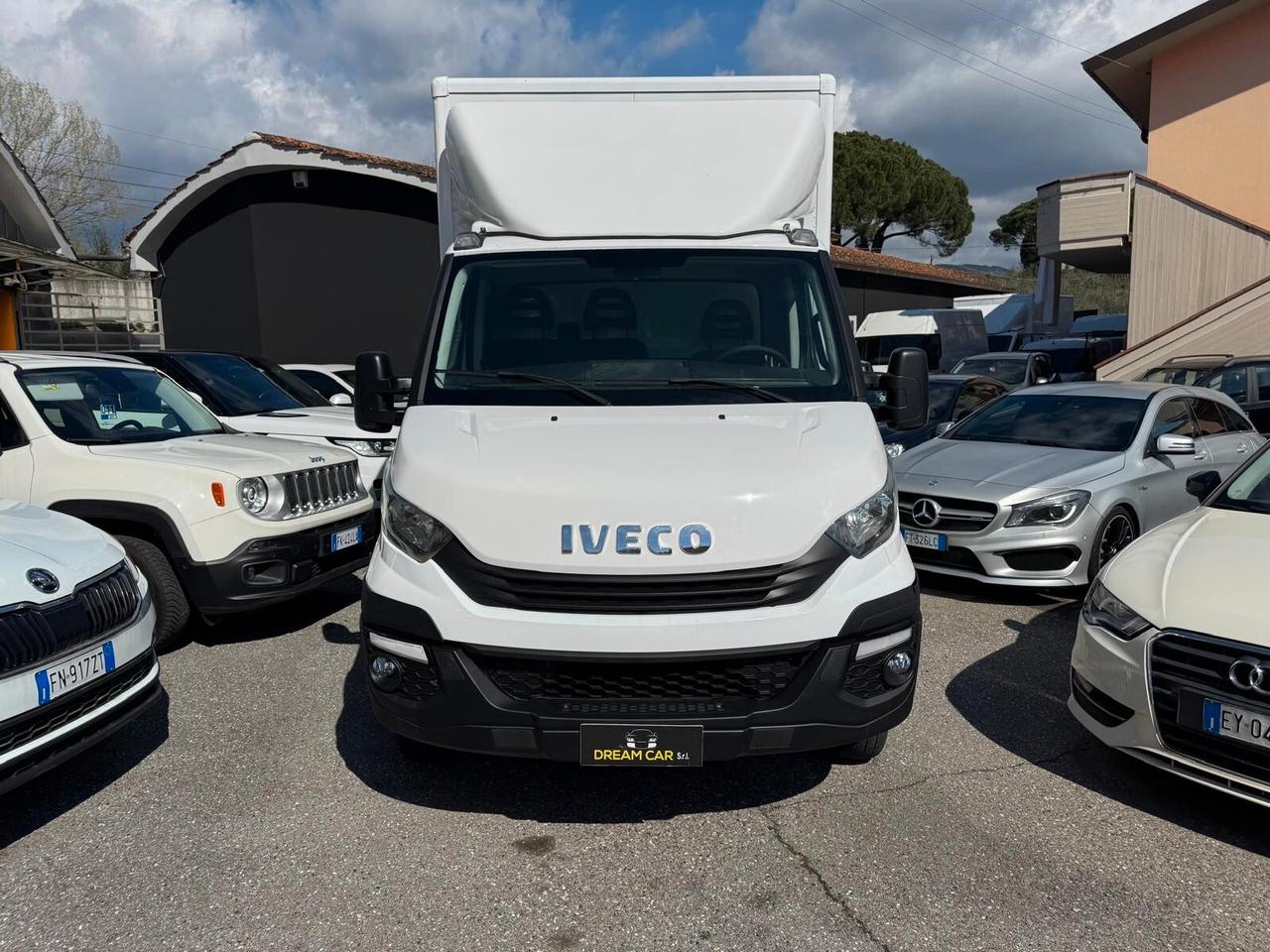 Iveco Daily 2.3 116CV Diesel - 3 POSTI