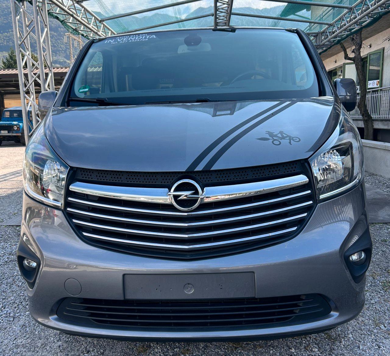 OPEL VIVARO FURGONE 3 POSTI