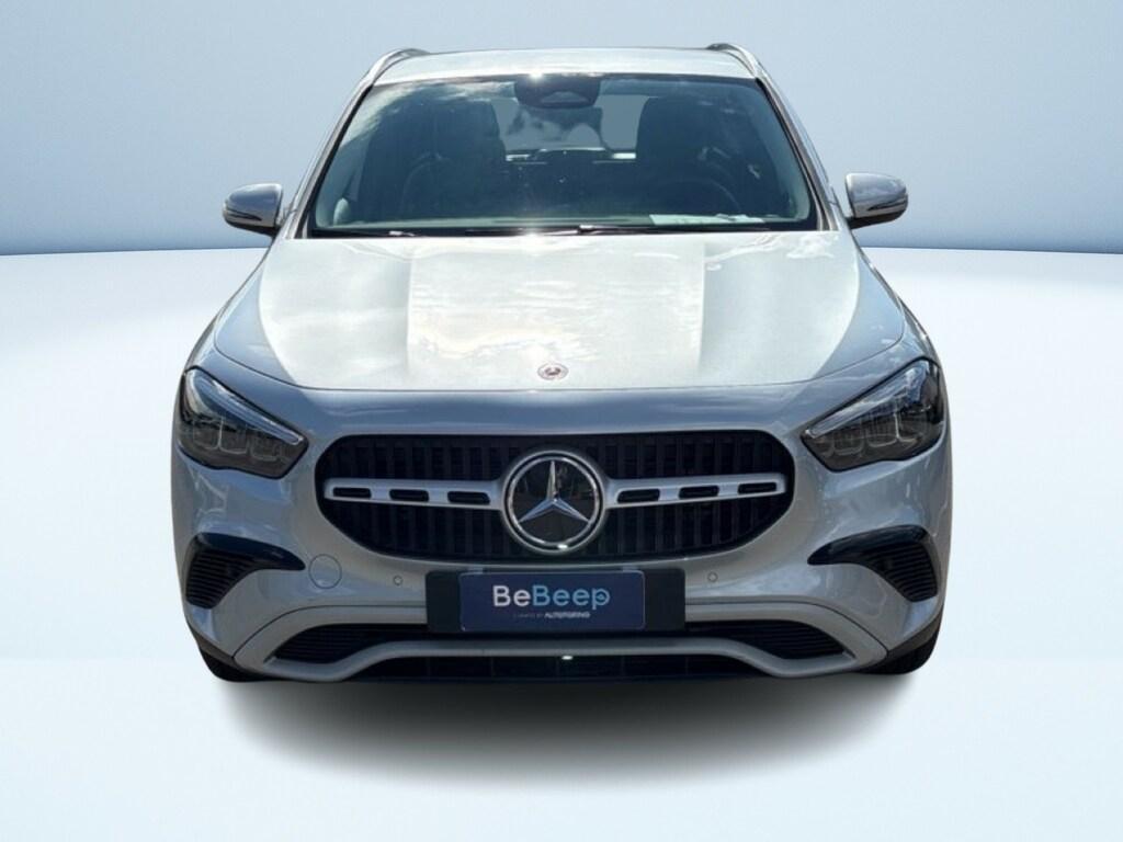 Mercedes GLA 180 180 D Advanced 8G-DCT