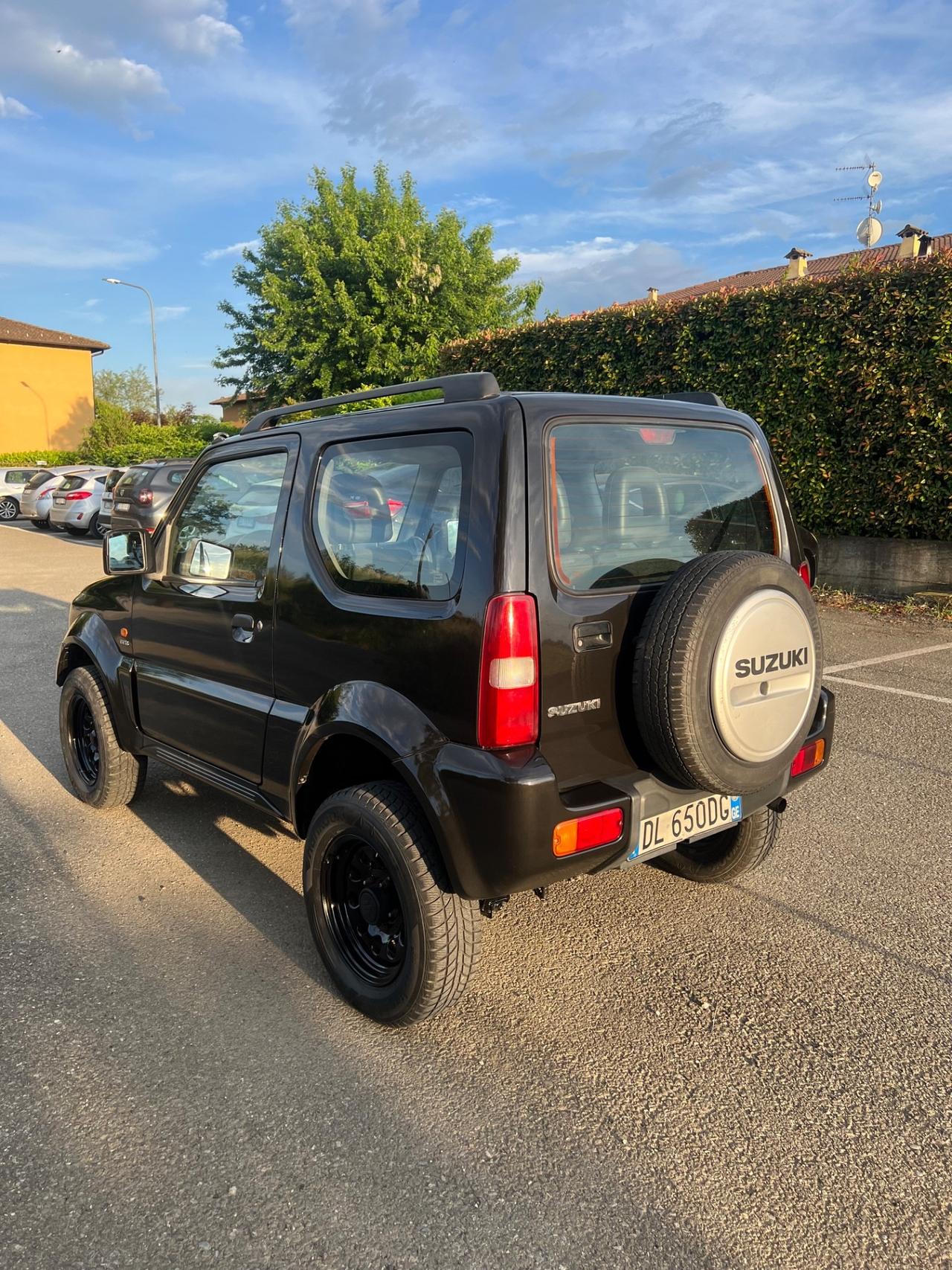 Suzuki Jimny 1.5 DDiS cat 4WD JLX
