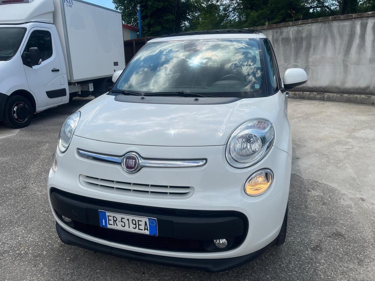 Fiat 500 L-1.6 mjt lounge-tetto apr-2013