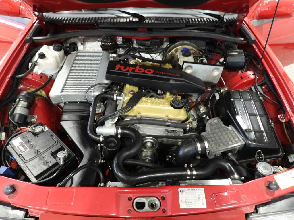 Alfa Romeo 75 1.8 Turbo Quadrifoglio Verde