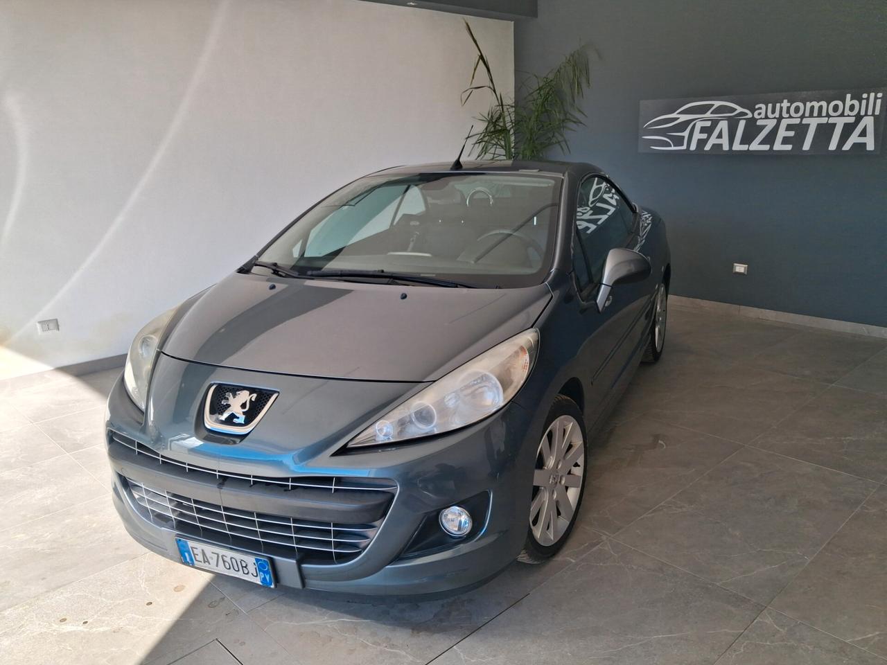 Peugeot 207 1.6 8V HDi 112CV CC Féline