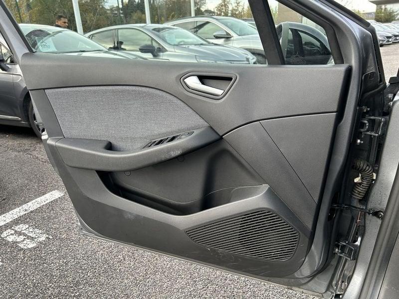 Renault Clio V 2023 1.0 tce Techno 90cv