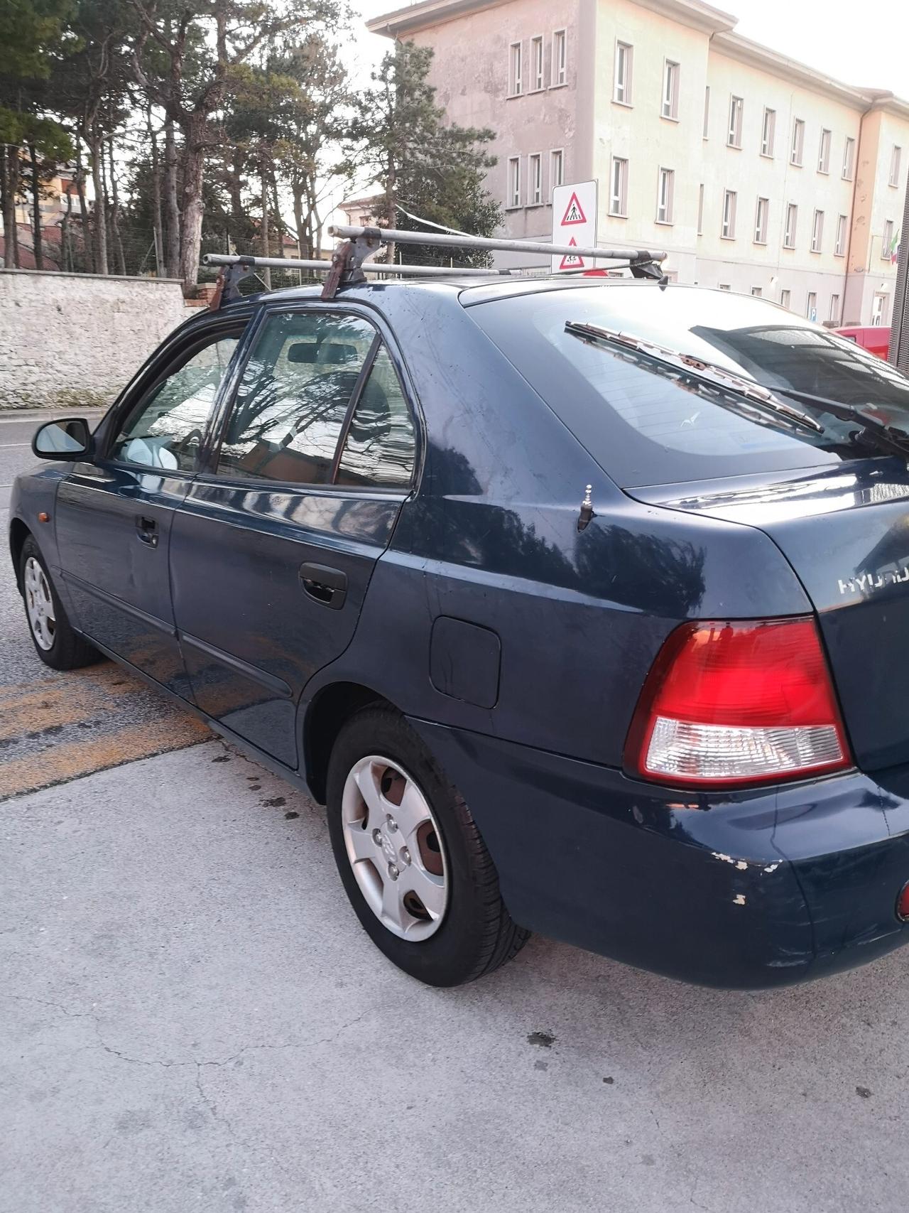 Hyundai Accent 1.3 benz 86 cv - 2002