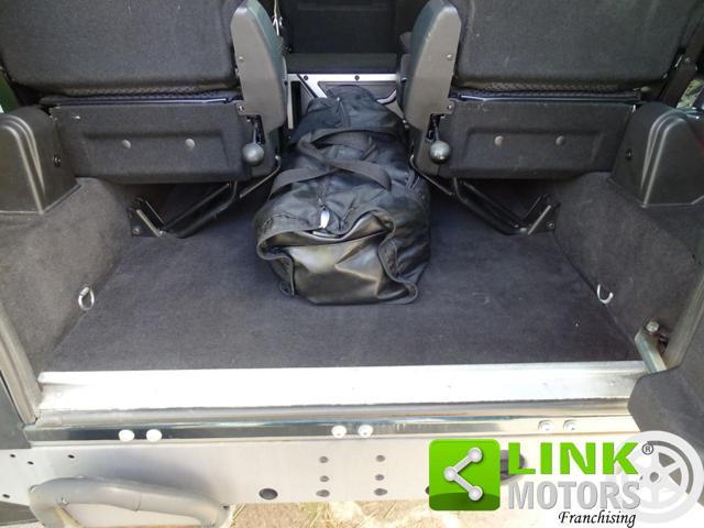 LAND ROVER Defender 110 2.2 TD4 122cv Puma