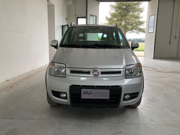 Fiat Panda 1.4 Climbing Natural Power metano per neopatentati