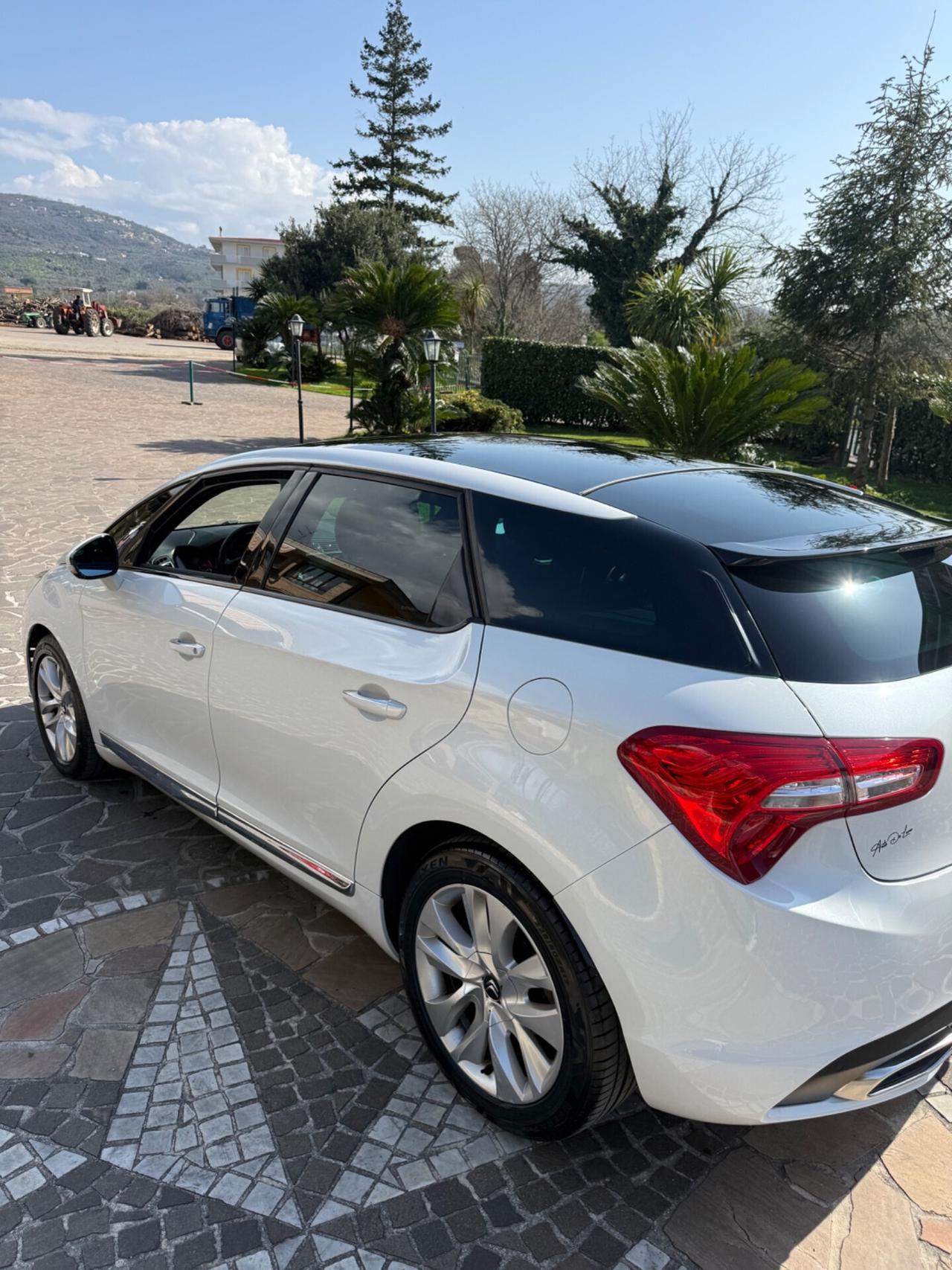 Ds DS5 5 1.6 e-HDi 110 full full optional