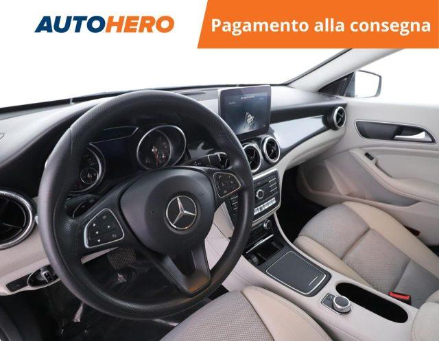 MERCEDES-BENZ CLA 180 d Automatic Business