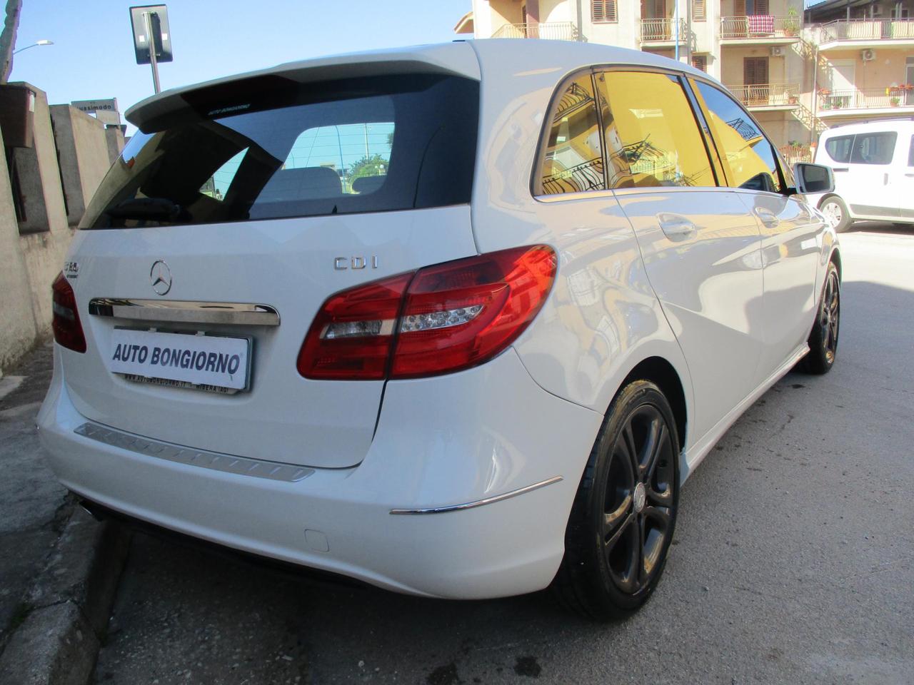 MERCEDES-BENZ B 180 CDI Premium