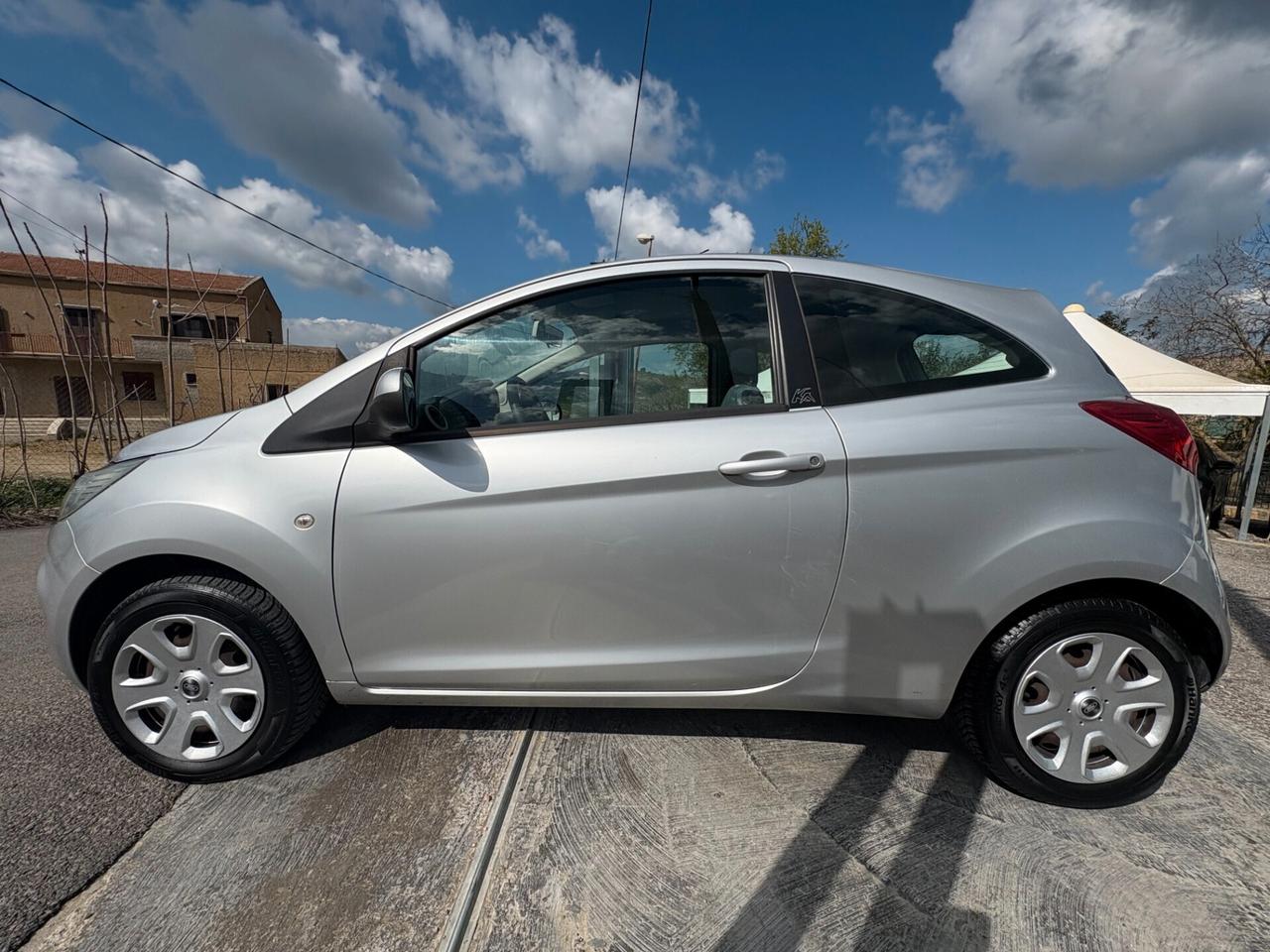 Ford Ka 1.3 TDCi 75CV Titanium