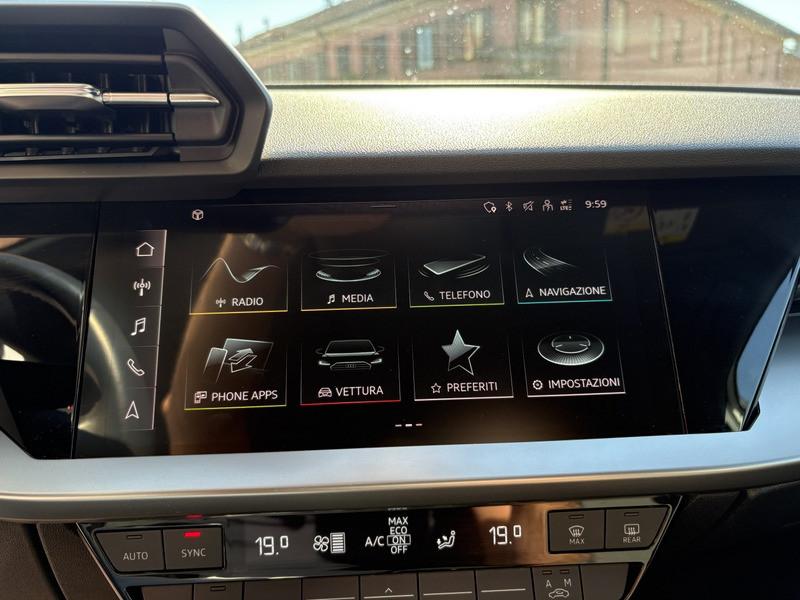 Audi A3 Sportback 30 2.0 tdi Business LED-NAVI-CAM-16"