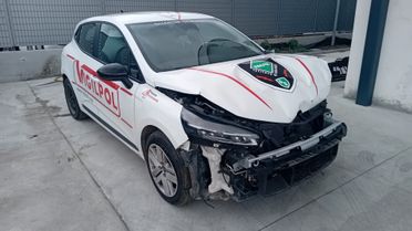 Renault Clio Blue dCi 100 CV 5 porte Evolution poco sinistrata