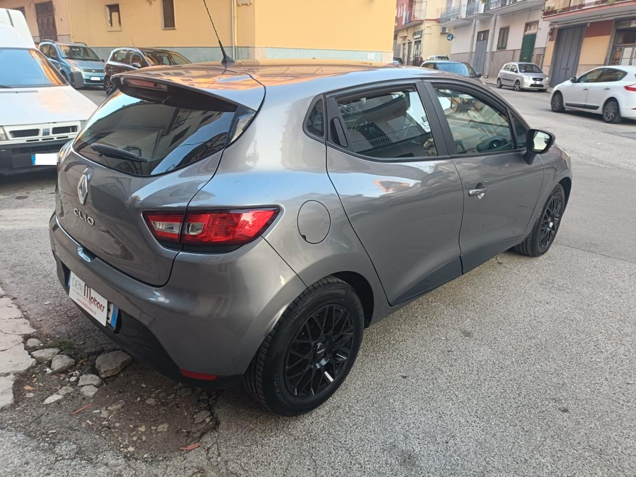 Renault Clio 1.2 75CV 5 porte Live