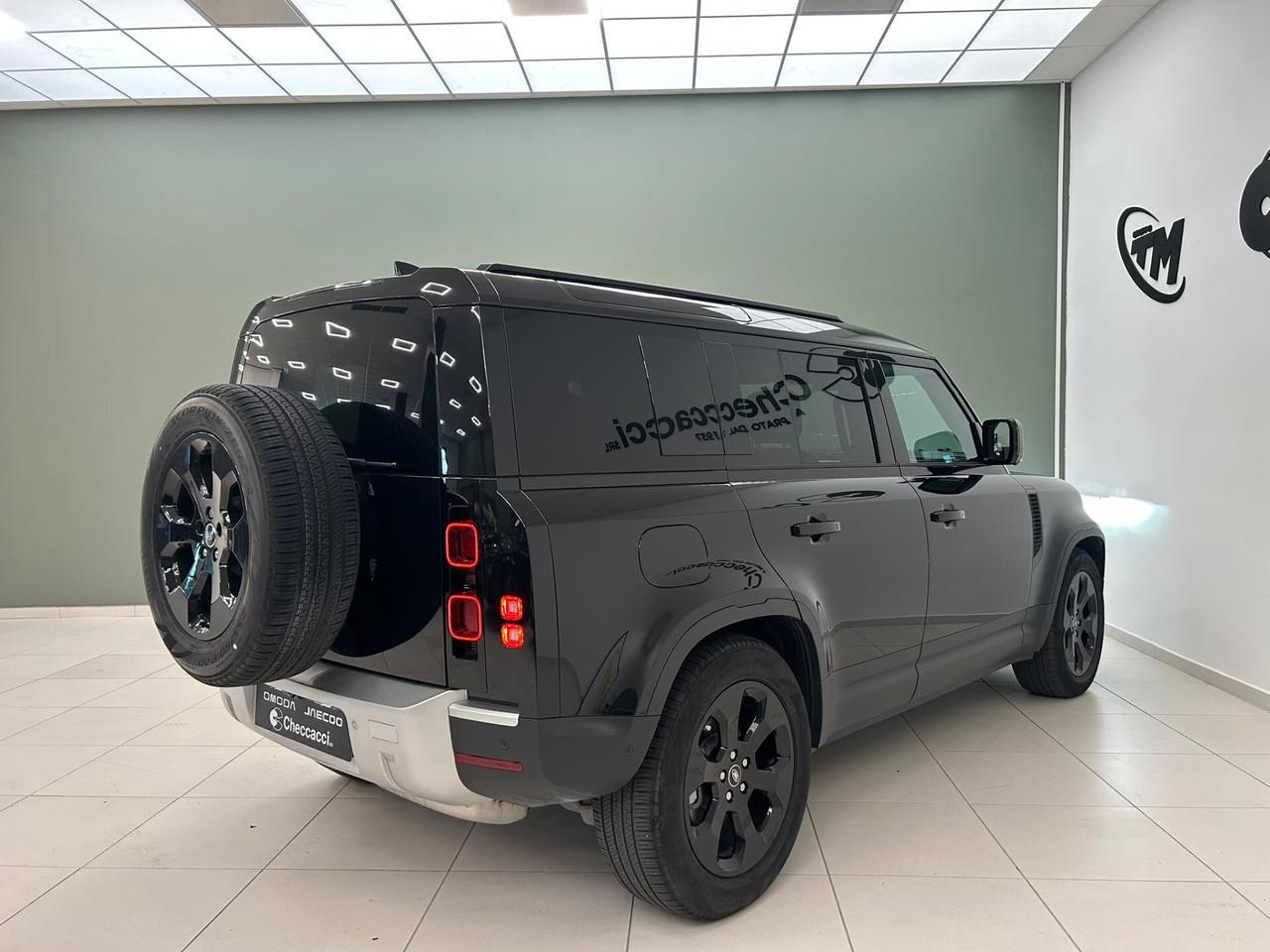 Land Rover Defender 110 3.0D I6 200 CV AWD Auto X-Dynamic SE