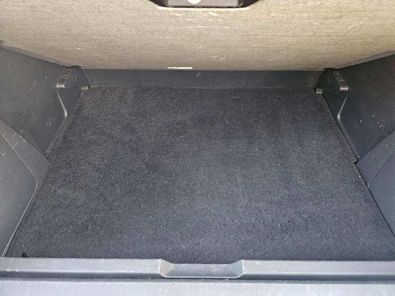 PEUGEOT 3008 1.6 HDI 115CV BUSINESS