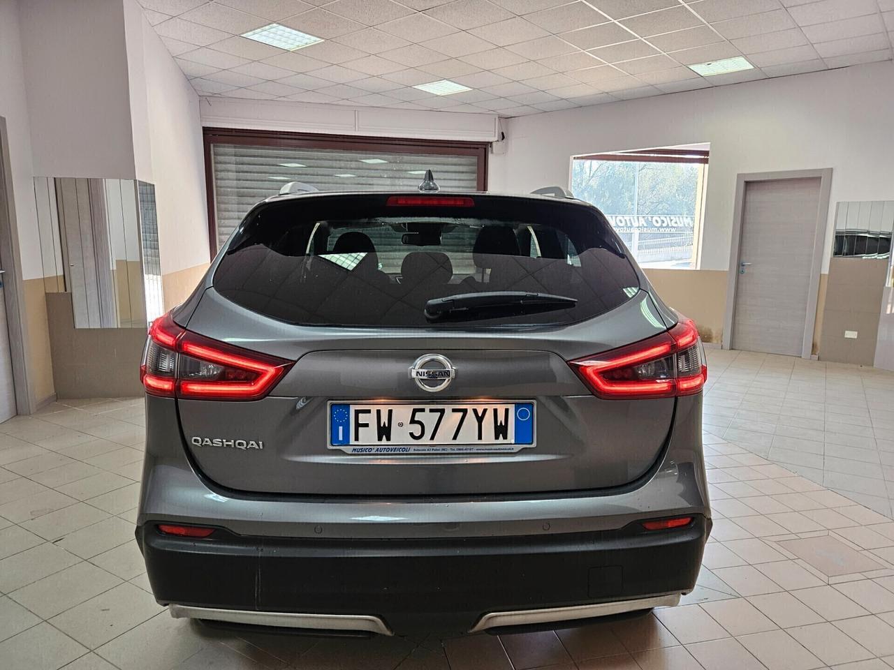 Nissan Qashqai 1.5 dCi N-Connecta