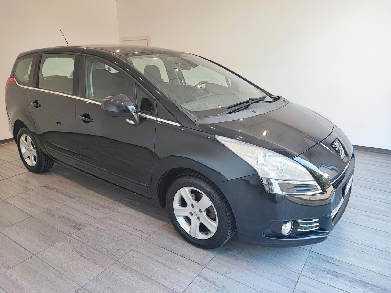 Peugeot 5008 1.6 HDi Business
