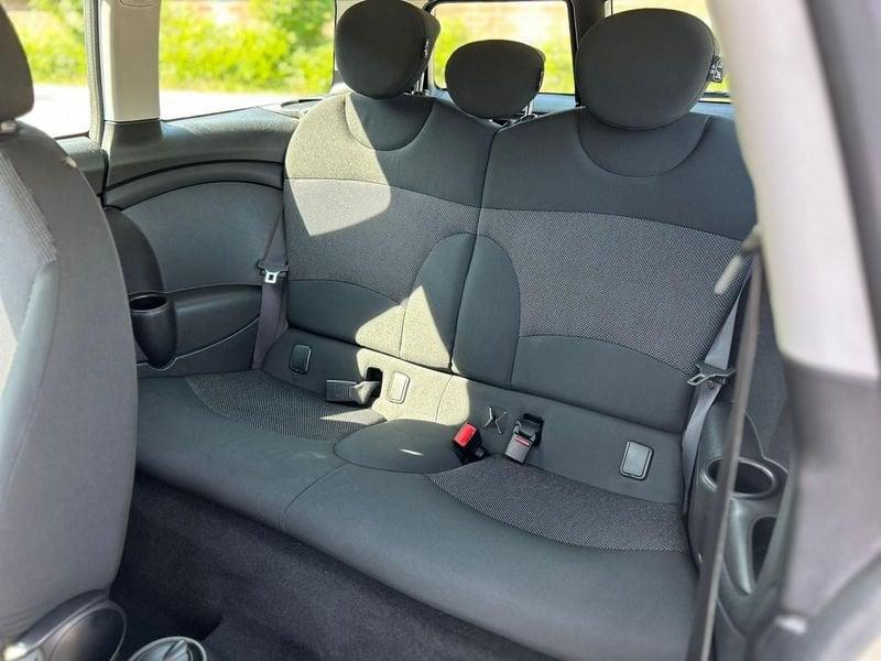 MINI Clubman 1.6 16V COOPER D CLUBMAN