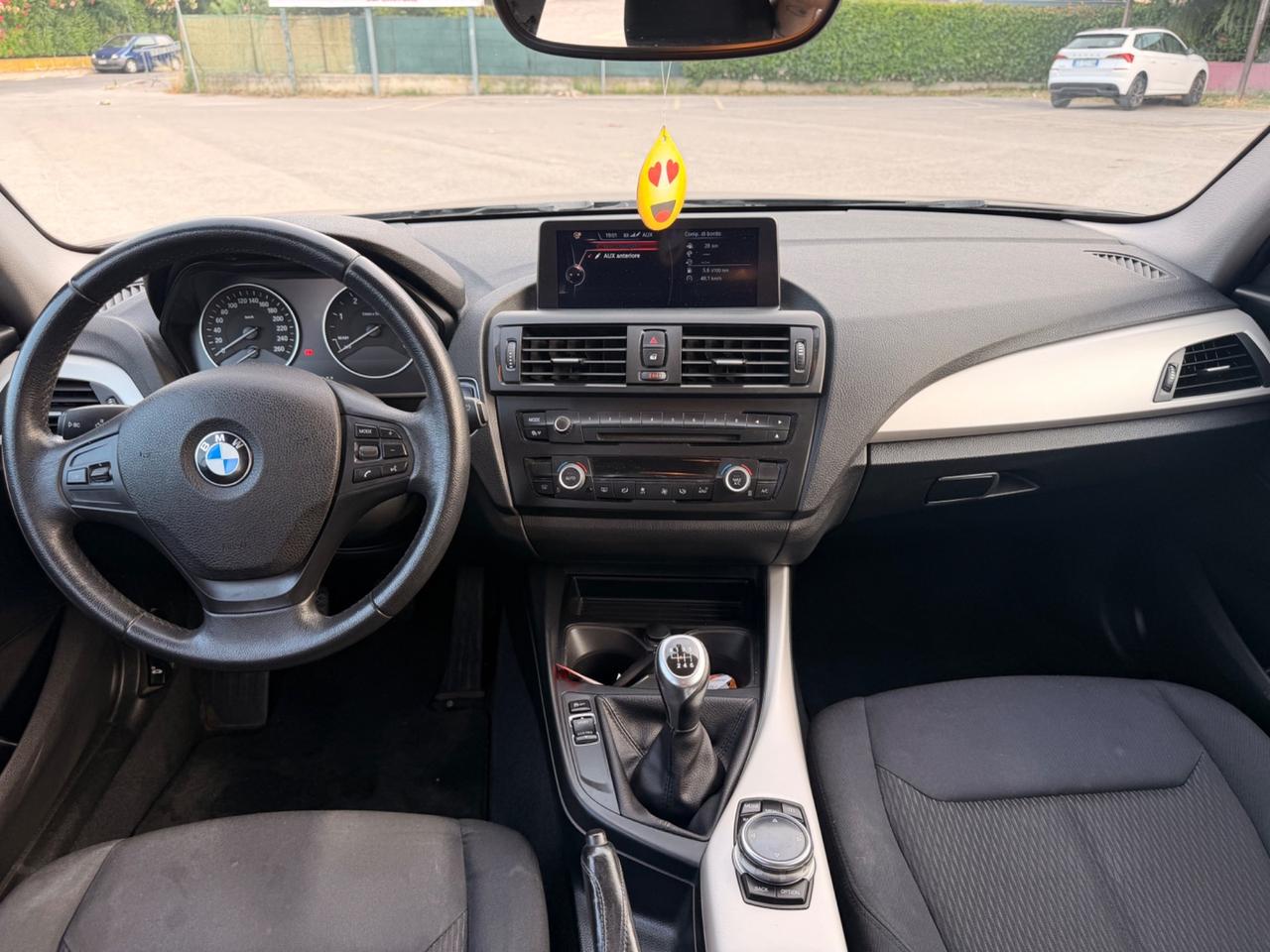 Bmw 116 116d 5p. Urban