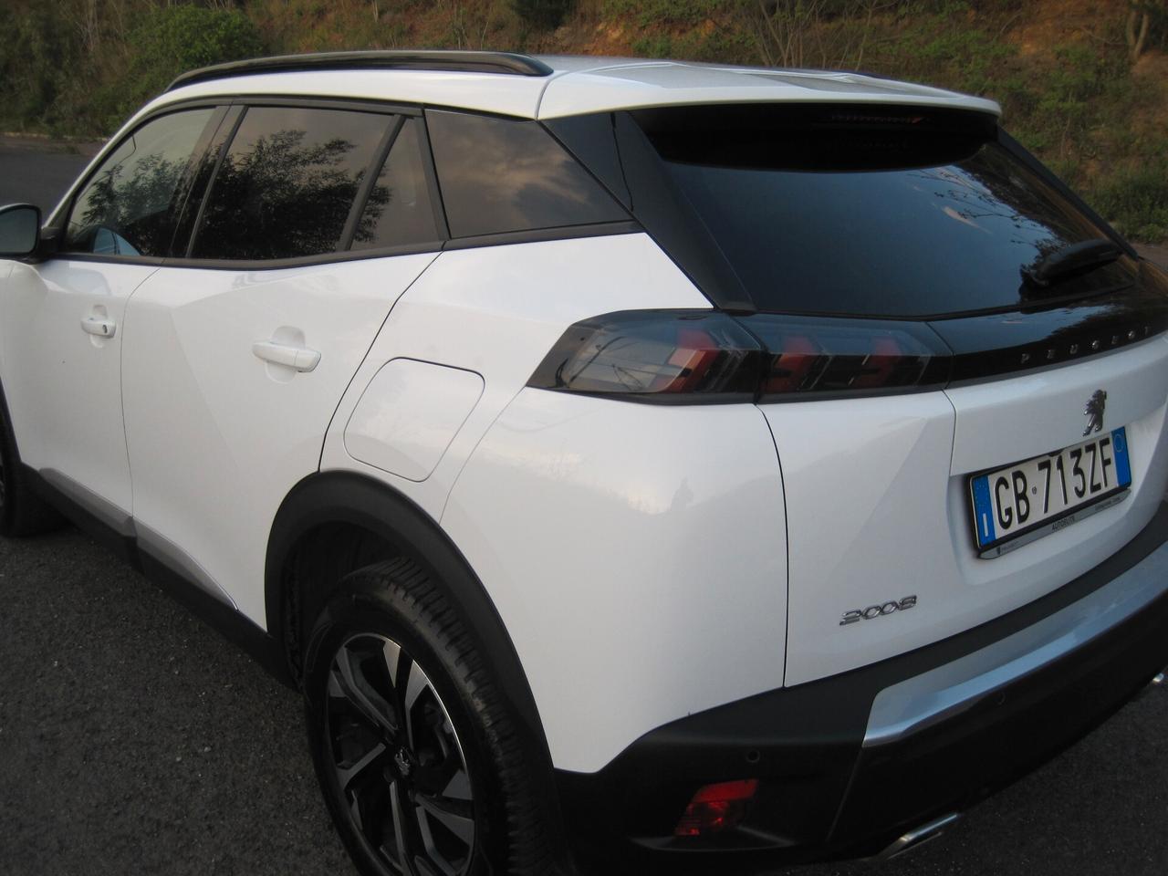 Peugeot 2008 PureTech 130 S&S Allure Pack