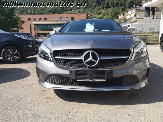 MERCEDES-BENZ A 180 BLUEeFFICIENCY STYLE