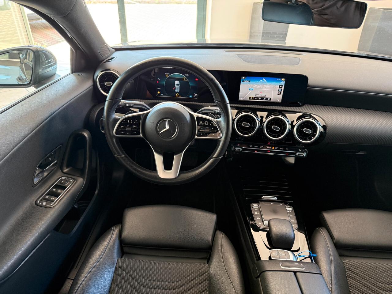 Mercedes-benz A 180 d Automatic Business Extra Pelle CarPlay FullLed Navi RetroCam