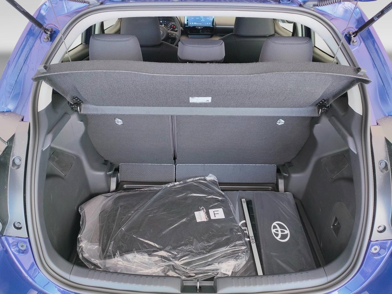 TOYOTA YARIS 1.5H ECVT 5P YARIS MY26