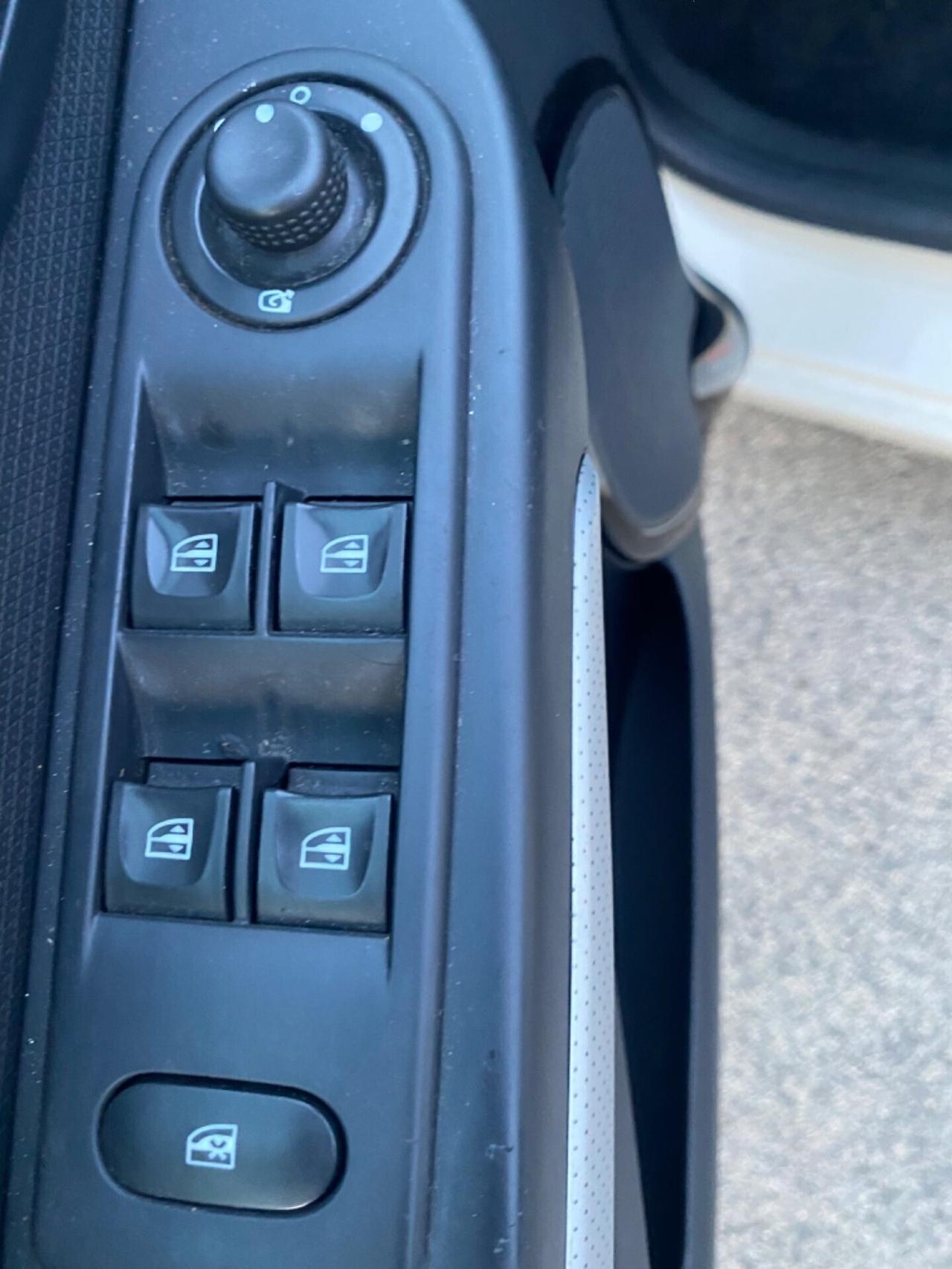 Renault Clio 1.5 Dci 2016 Full Navi Led