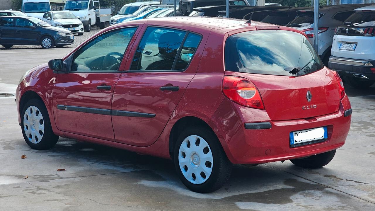 Renault Clio 1.2 16V 5 porte Le Iene GPL