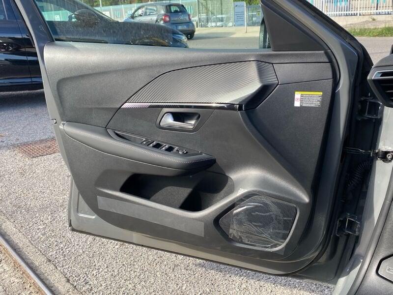 Peugeot 208 Allure Hybrid 110 e-DCS6 auto