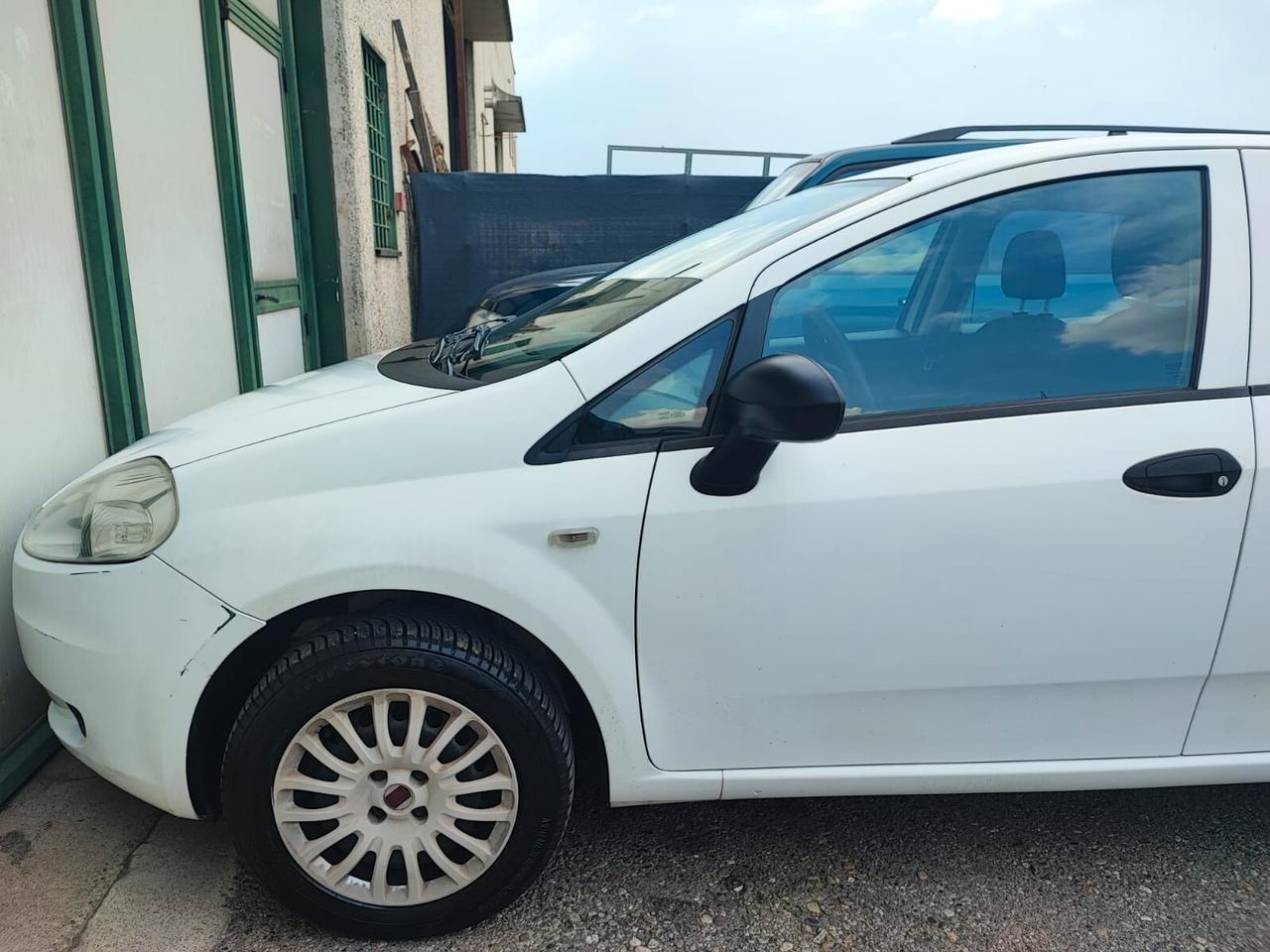 Fiat Grande Punto 1.4 5 porte BENZINA METANO 2009