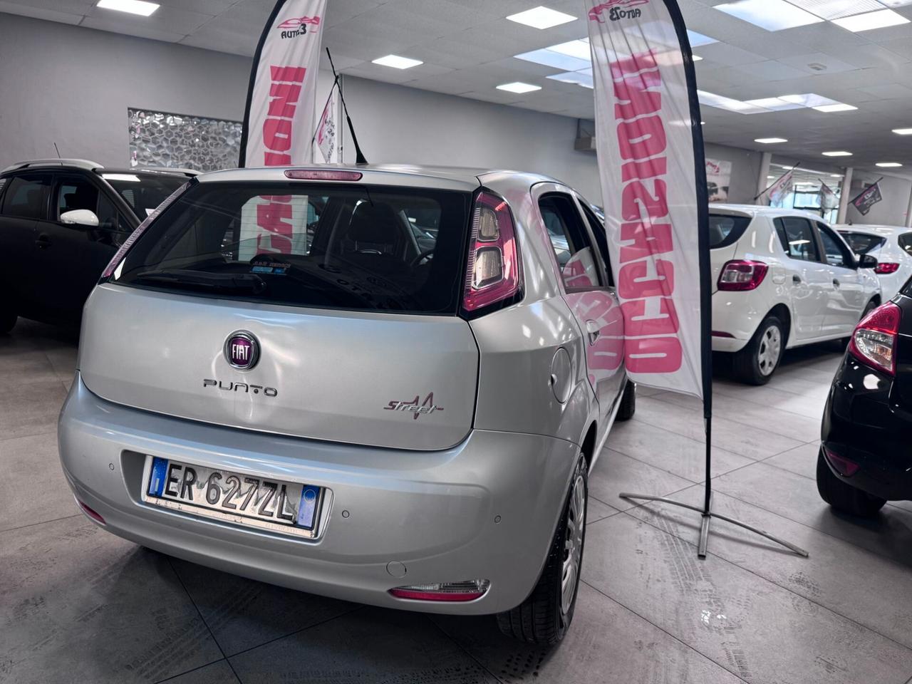 Fiat Punto 1.4 S&S 8V 5 porte Lounge cambio Automatico