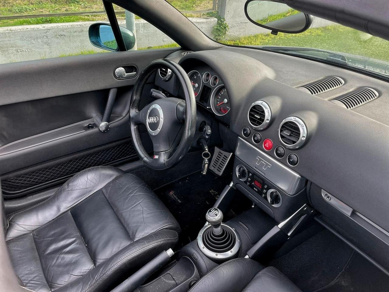 Audi TT Roadster 1.8 T 20V 179 CV cat