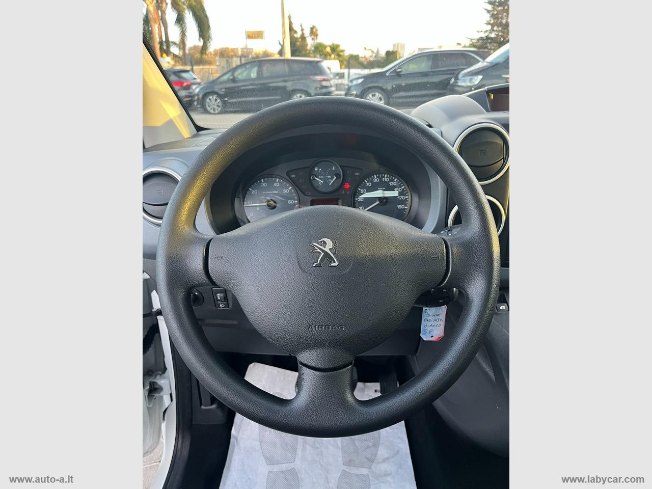 PEUGEOT Partner Tepee 1.6 e-HDi 92 Outdoor