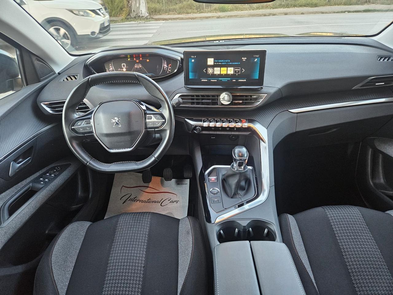 Peugeot 3008 BlueHDi 130 S&S Active Pack