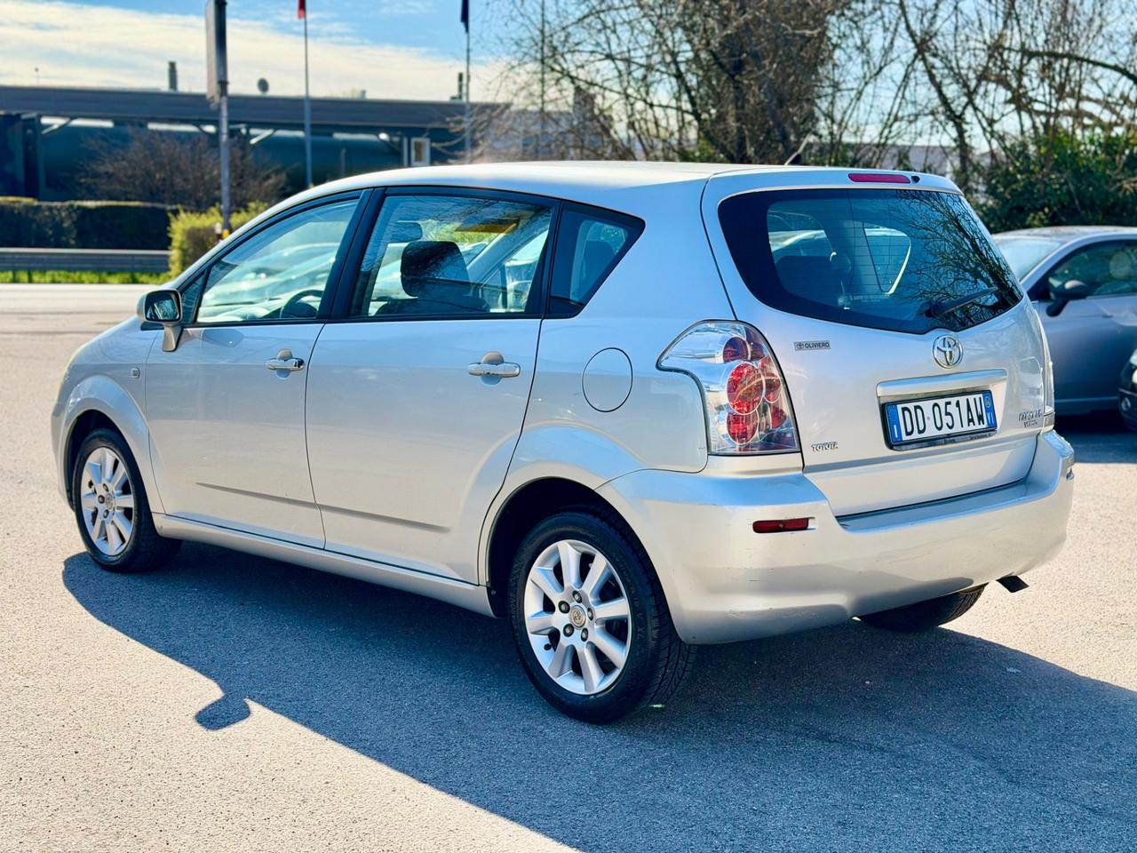 Toyota Corolla Verso 1.6 16V benzina ! ! !